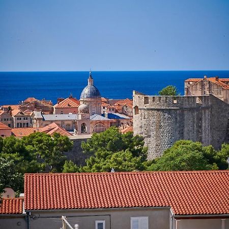 Newly Renovated Apt. Near To Entrance To Old Town Dubrovnik Bagian luar foto