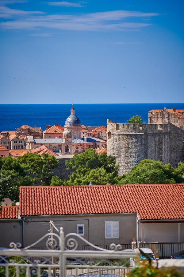 Newly Renovated Apt. Near To Entrance To Old Town Dubrovnik Bagian luar foto