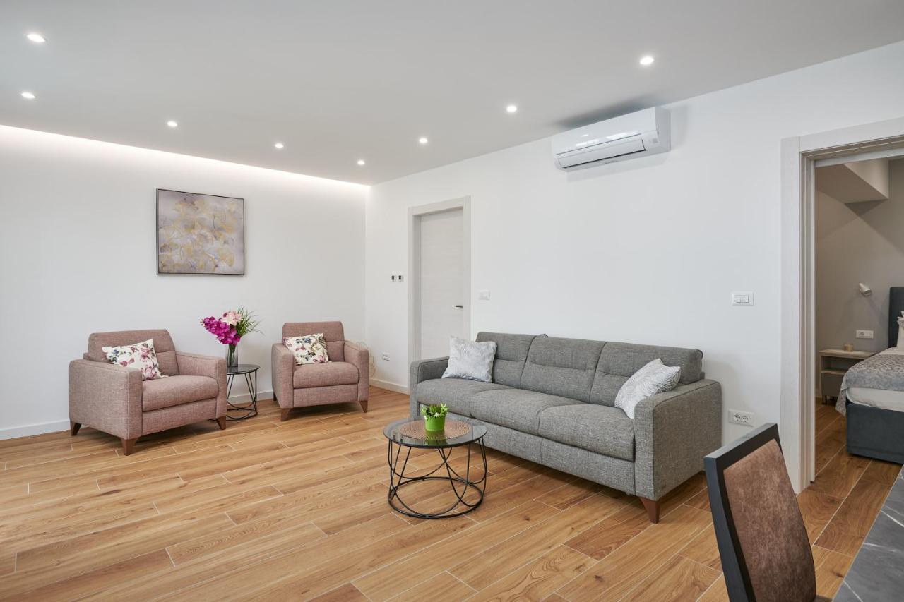 Newly Renovated Apt. Near To Entrance To Old Town Dubrovnik Bagian luar foto
