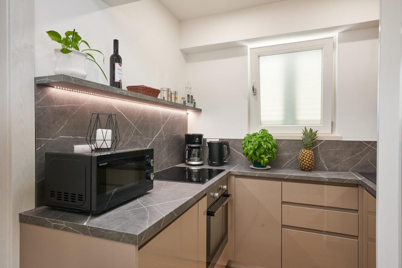 Newly Renovated Apt. Near To Entrance To Old Town Dubrovnik Bagian luar foto