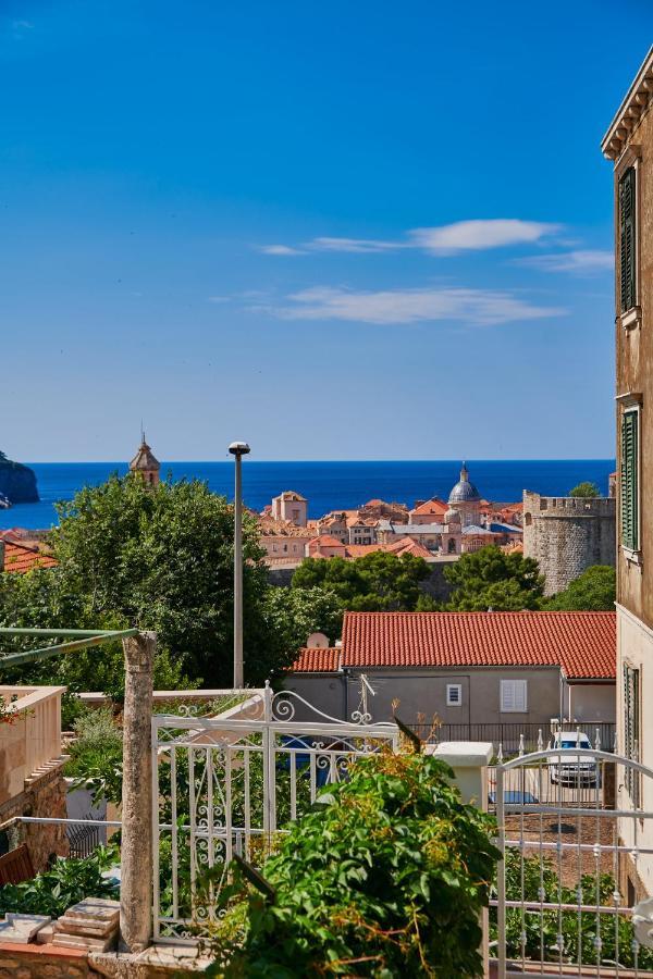Newly Renovated Apt. Near To Entrance To Old Town Dubrovnik Bagian luar foto